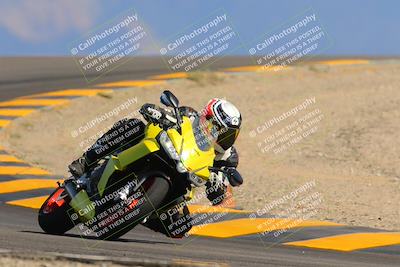 media/Oct-09-2022-SoCal Trackdays (Sun) [[95640aeeb6]]/Turn 12 (140pm)/